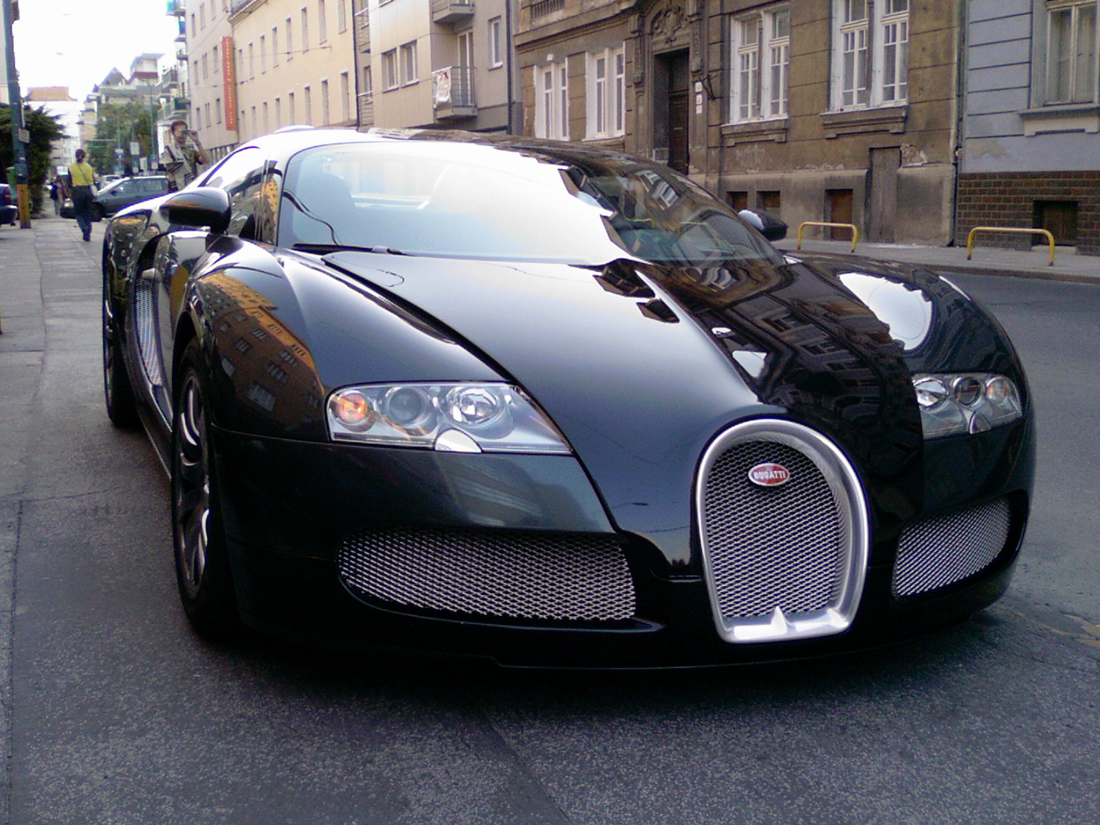 779-0-bugatti-v-blave